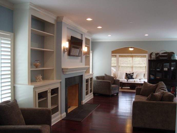 Living room built-in bookshelf in chicago