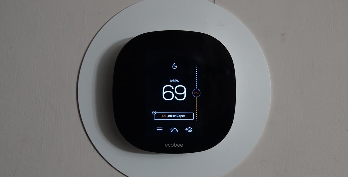 ecobee smart thermostat in home remodel for energy efficiency in chicago (1)