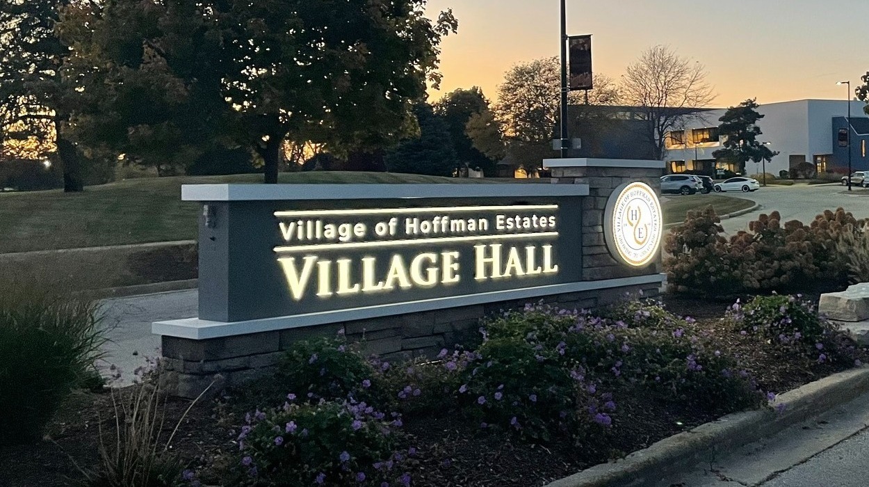 Hoffman-Estates-IL-village-hall-1