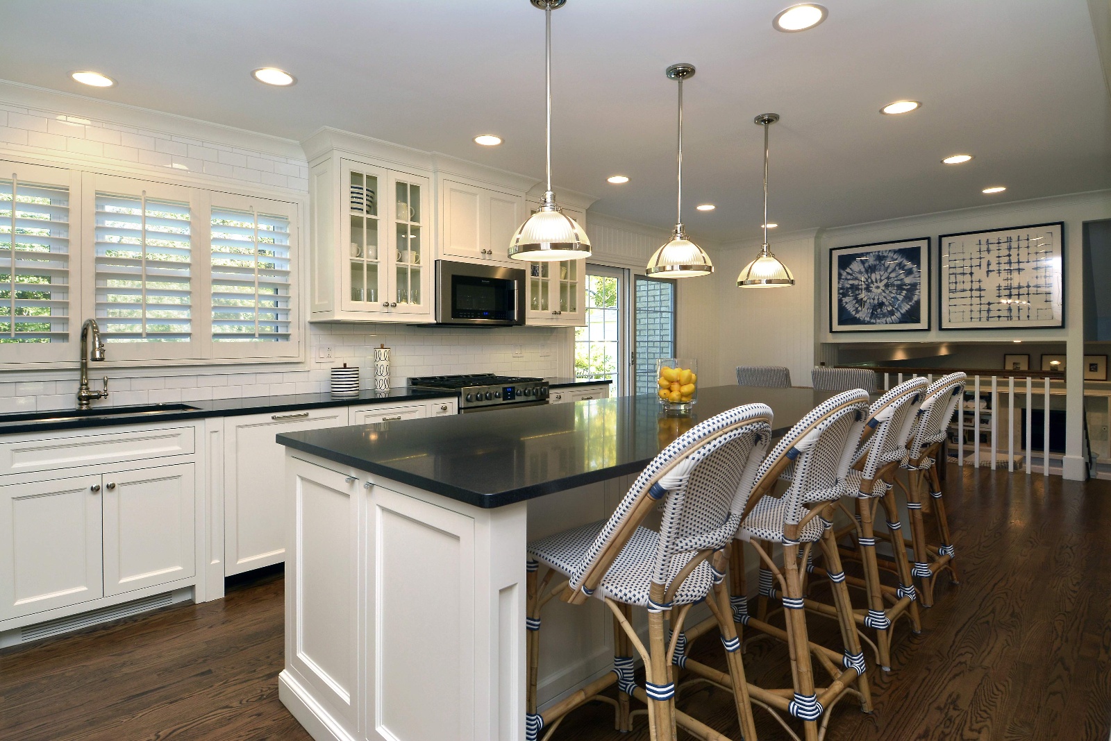 Kitchen Design Ideas for Entertaining: Turn Your Kitchen Into an ...