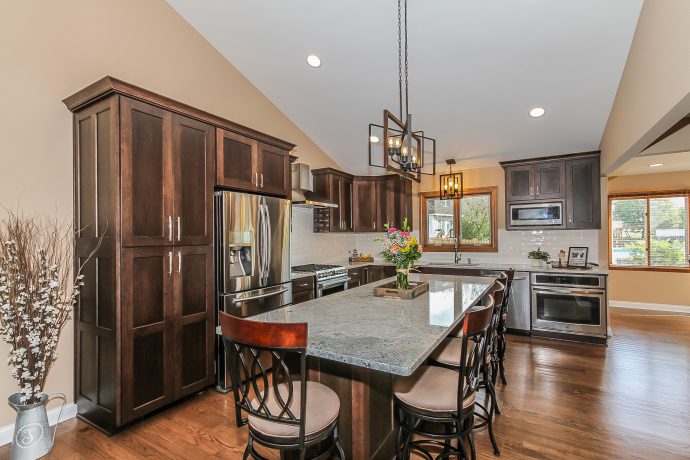 Hoffman Estates Transitional Kitchen & First Floor Transformation