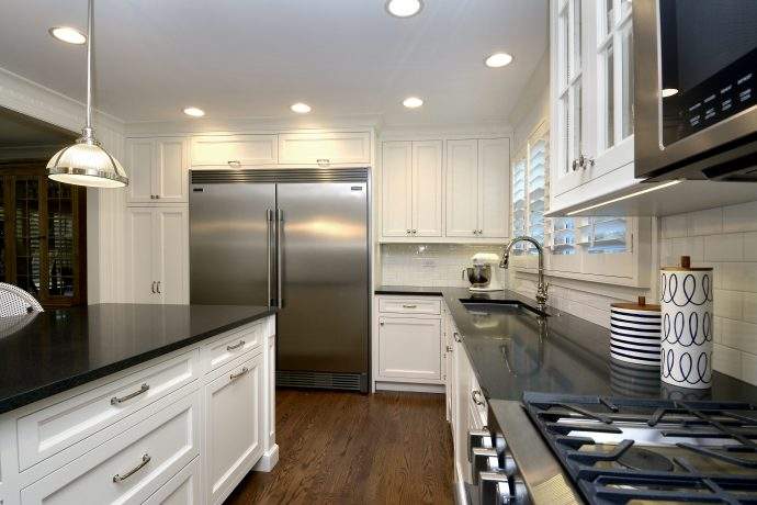 White Transitional Kitchen White Transitional Kitchen