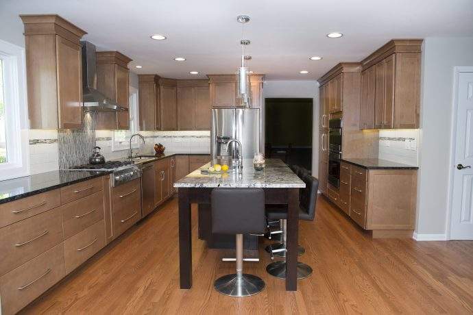 Arlington Heights Contemporary Shaker Kitchen