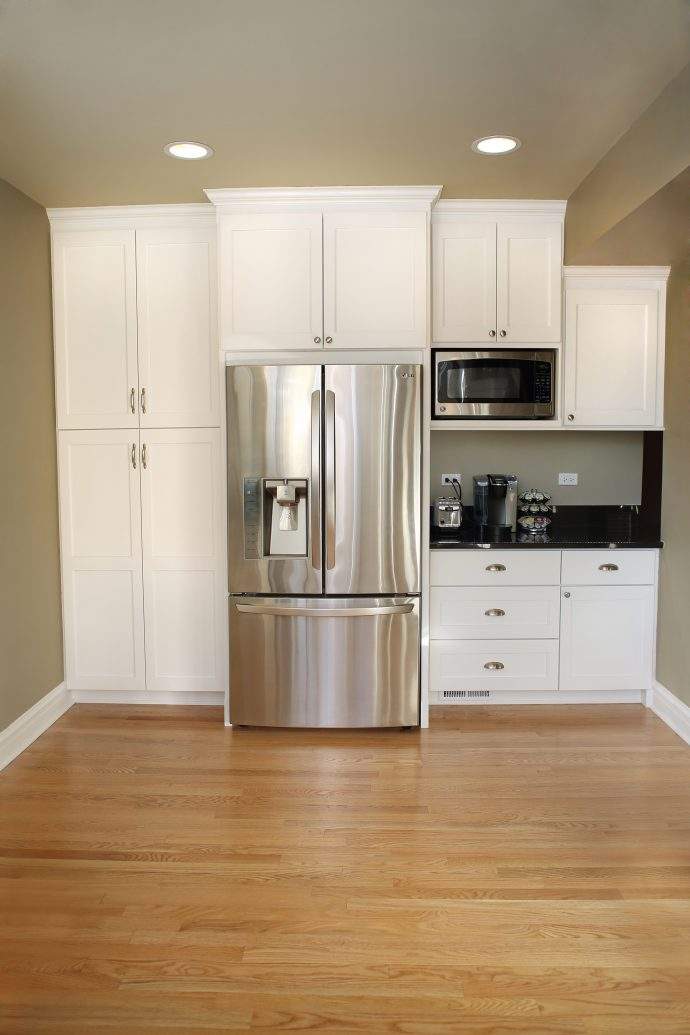 Arlington Heights Classic Black and White Kitchen