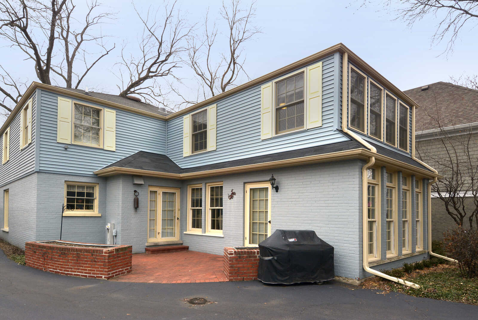 exterior home addition sky blue in arlington heights illinois