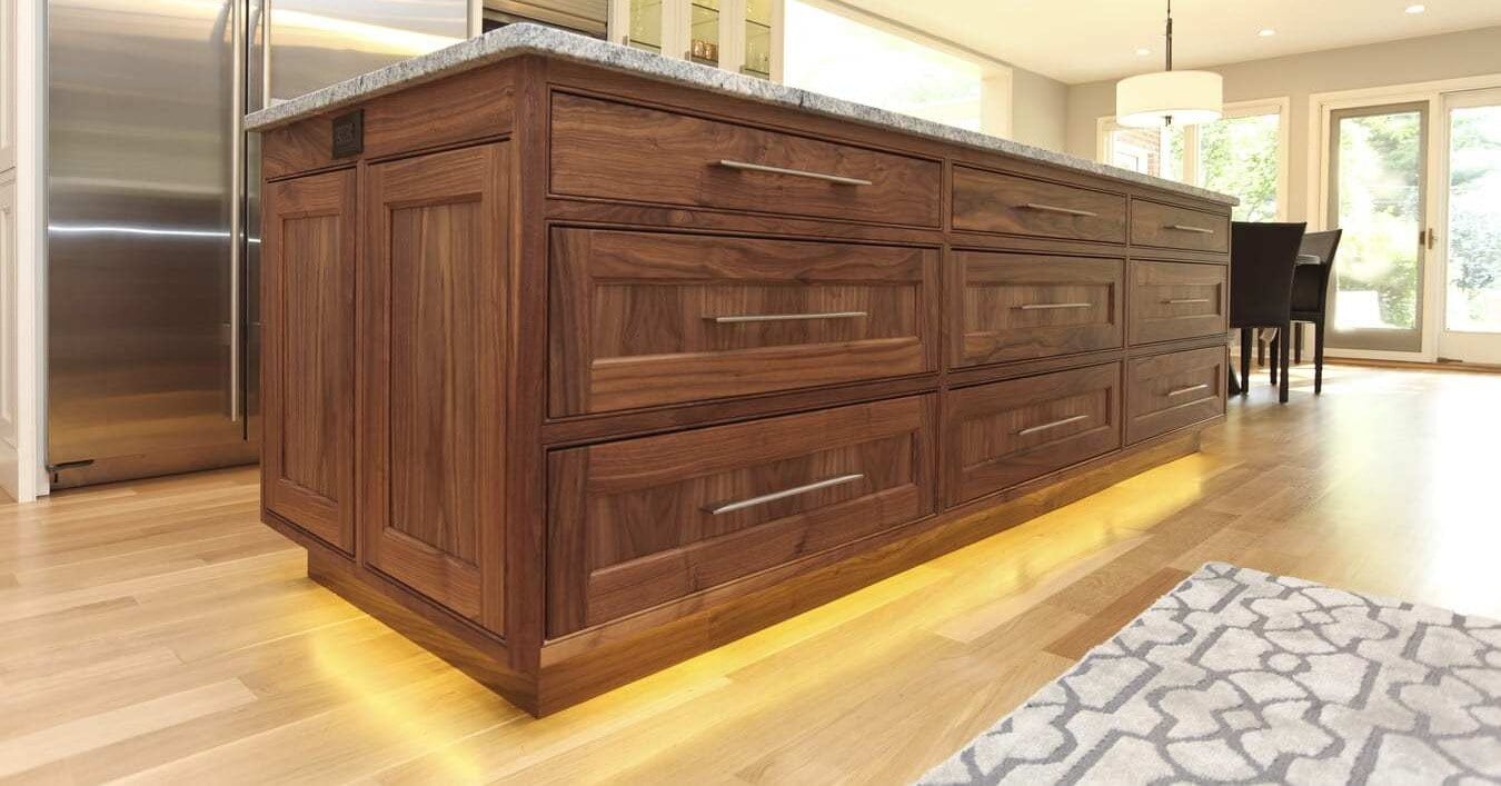 Things You Need to Know About Adding an Island to Your Kitchen Remodel