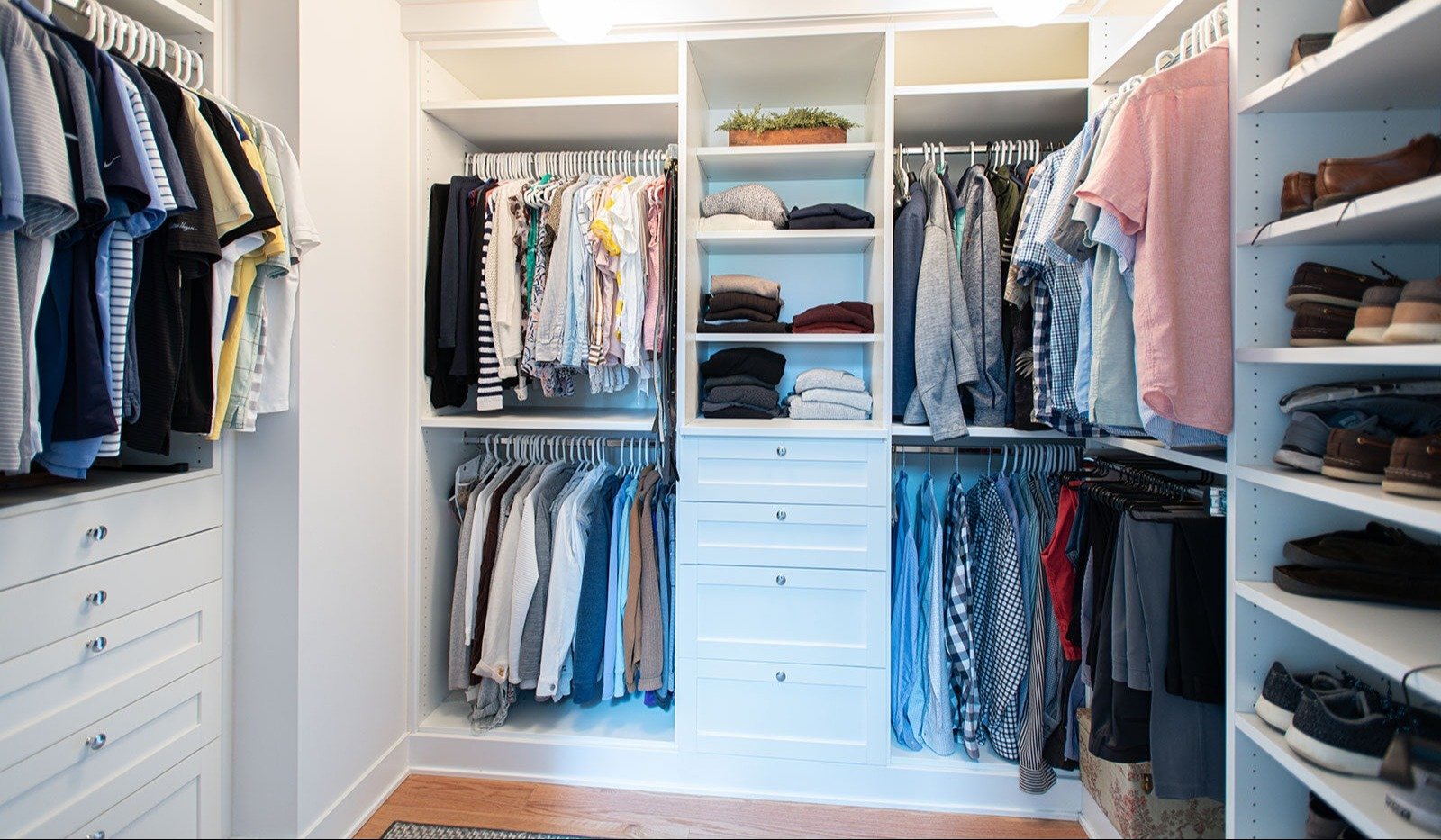 Expert Closet Design Tips for Your Dream Primary Suite