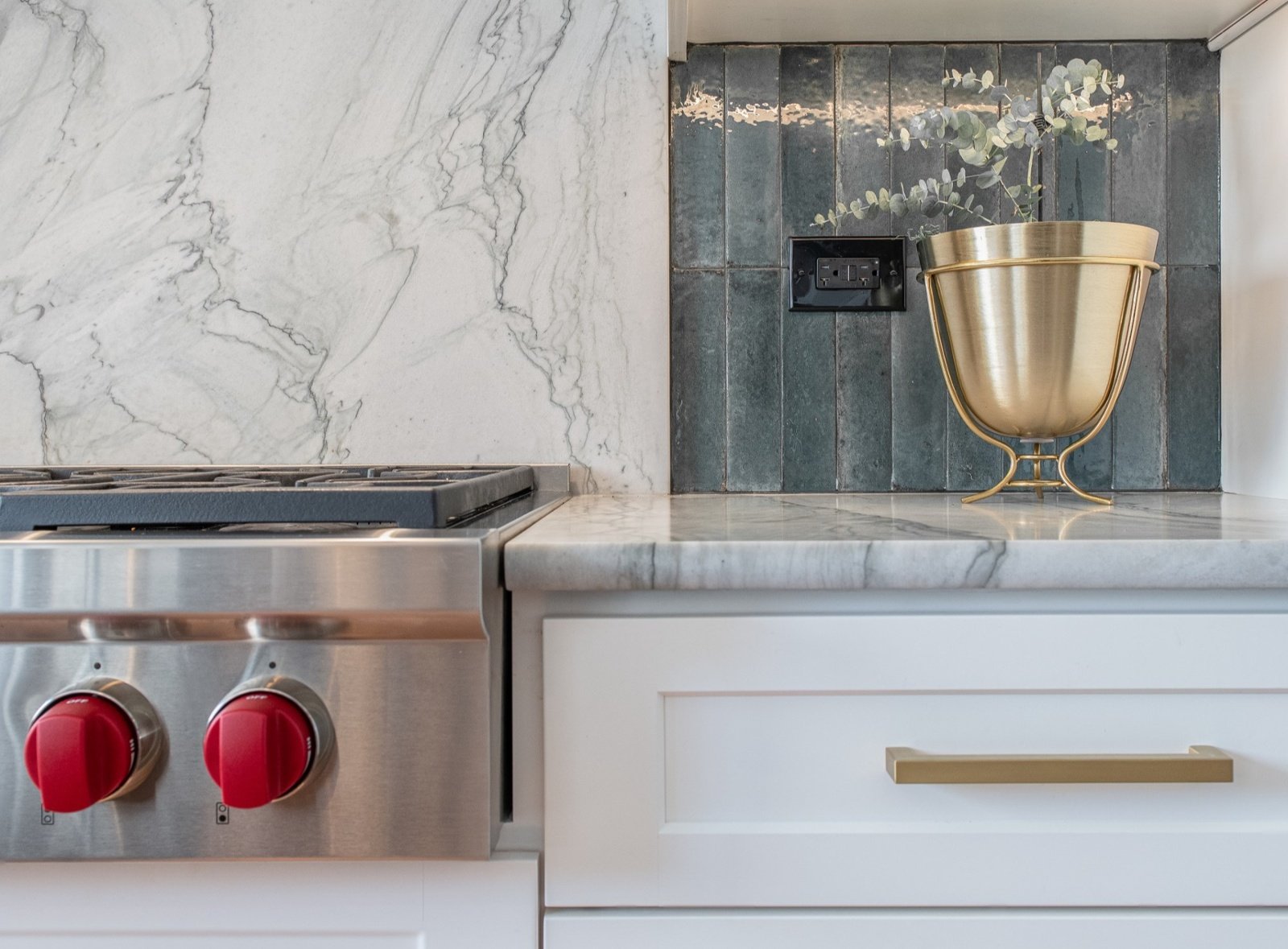 Kitchen Backsplash Guide: Top 3 Things to Consider When Designing Your Kitchen Remodel